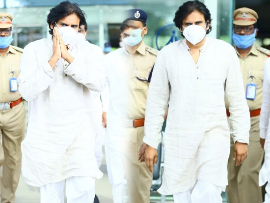 Latest Clicks Of Pawankalyan At Airport